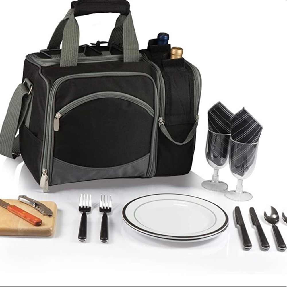 Malibu 16-Piece Flatware & Picnic Basket Cooler Set
